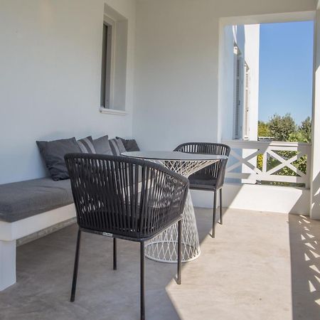 Edem Suites Ándros Habitación foto